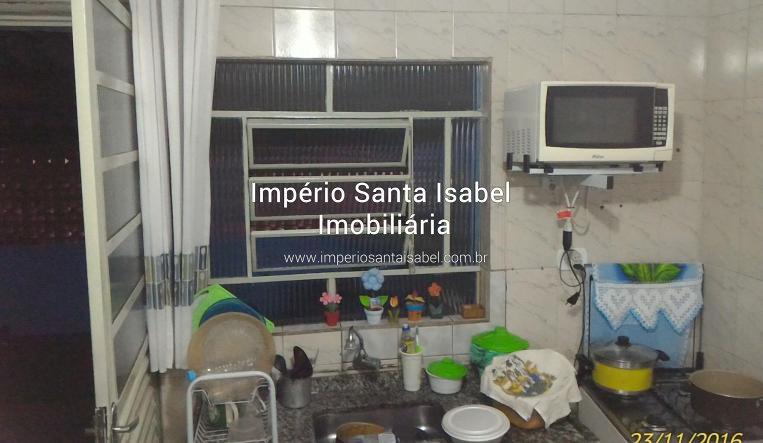 [Aluga-se casa 5 cômodos  ao lado do churrasquinho no centro- Santa Isabel em frente ao posto Ipiranga R$1.300,00 ]