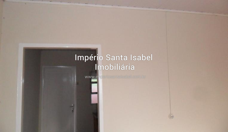 [Aluga-se casa 3 cômodos com garagem no bairro Jaguari /13 De Maio - R$ 450,00]