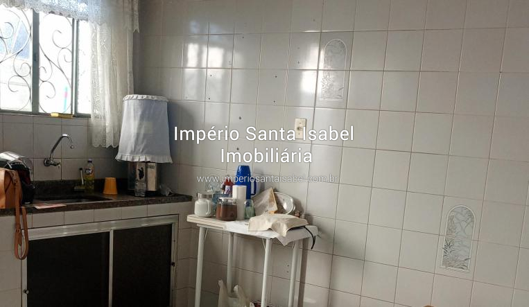 [Aluga casa 3 cômodos+ garagem centro Santa Isabel - R$ 1.500,00]