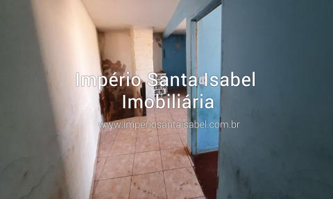 [Aluga Casa 4 cômodos - fundos- sem garagem no Arujá Center Ville  Próximo da Rodovia R$ 800,00]