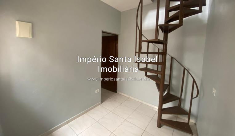 [Aluga casa com 3 cômodos R$750,00 Monte Serrat ]