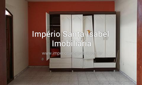 [Aluga casa com 3 Dormitórios _ sem garagem -centro_ Santa Isabel SP _ alugada]