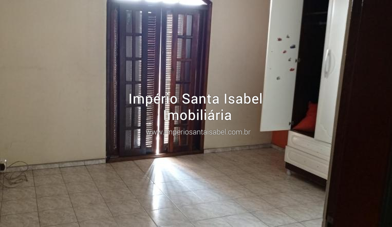 [Aluga casa com 3 Dormitórios _ sem garagem -centro_ Santa Isabel SP _ R$ 1.800,00]