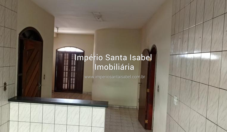 [Aluga casa com 3 Dormitórios _ sem garagem -centro_ Santa Isabel SP _ R$ 1.800,00]