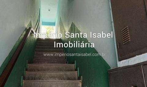 [Aluga casa com 3 Dormitórios _ sem garagem -centro_ Santa Isabel SP _ R$ 1.800,00]