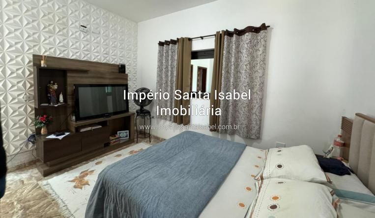 [Aluga chacara 3000 M2 próximo centro Santa Isabel SP 3 Mil]