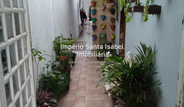 [Vendo casa com escritura  no bairro do barreto em Arúja-SP com 125 m2 de terreno.]