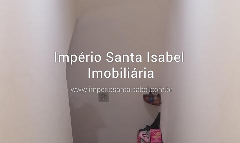 [Vendo casa no centro de Santa Isabel que dá financiamento bancário ]