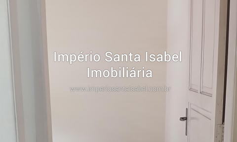 [Vendo casa no centro de Santa Isabel que dá financiamento bancário ]