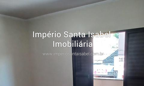 [Vendo casa no centro de Santa Isabel que dá financiamento bancário ]