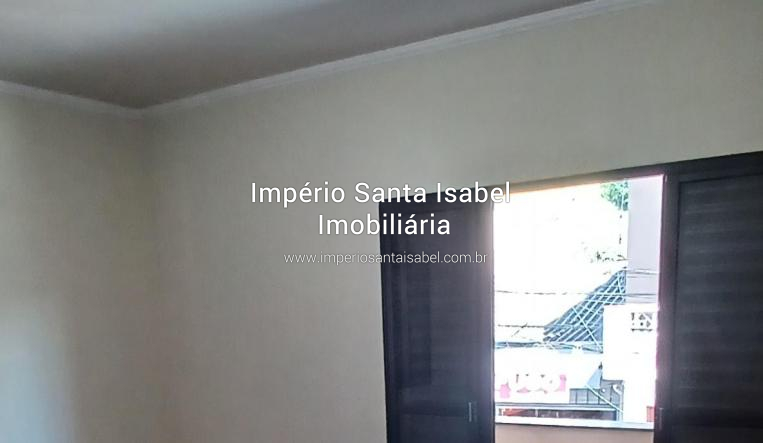 [Vendo casa no centro de Santa Isabel que dá financiamento bancário ]