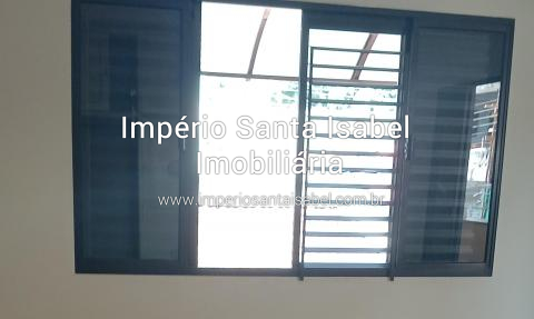 [Vendo casa no centro de Santa Isabel que dá financiamento bancário ]