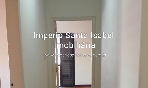 [Vendo casa no centro de Santa Isabel que dá financiamento bancário ]