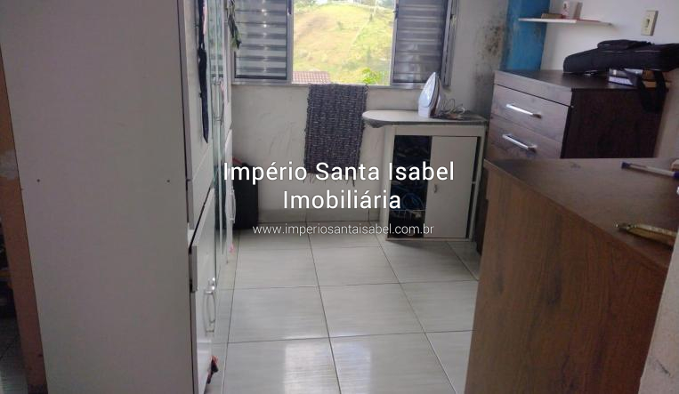 [Vendo duas casas bem localizadas no bairro Vila Gumercindo em Santa Isabel-SP]