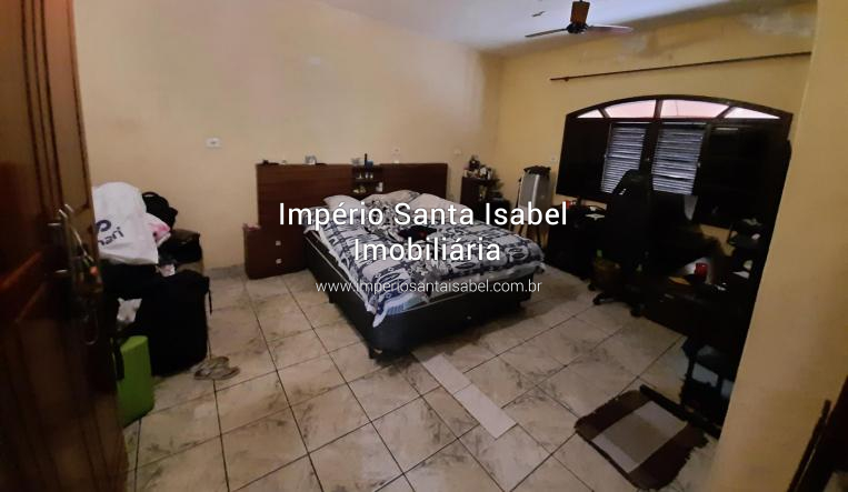 [Vende 3 casas individuais de esquina com Av Brasil- Santa Isabel SP - aceita Permuta por imóvel de menor valor ]