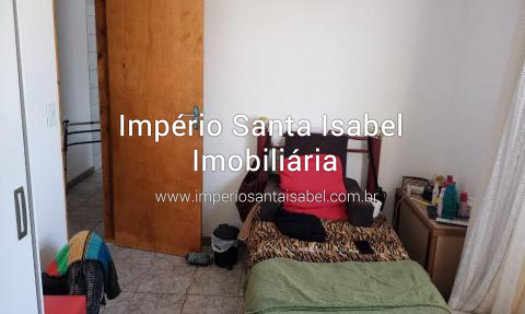 [Vende 4 casas em um terreno de 200 M2 em Itaquera-SP  - Aceita permuta por  casa ou sítio em Santa Isabel.]