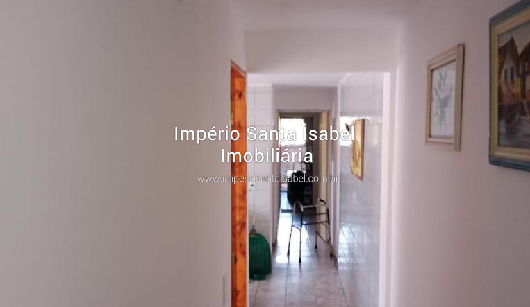 [Vende 4 casas em um terreno de 200 M2 em Itaquera-SP  - Aceita permuta por  casa ou sítio em Santa Isabel.]