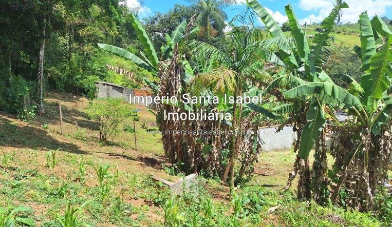[Vende 7 casas em terreno de 5.700 m2]