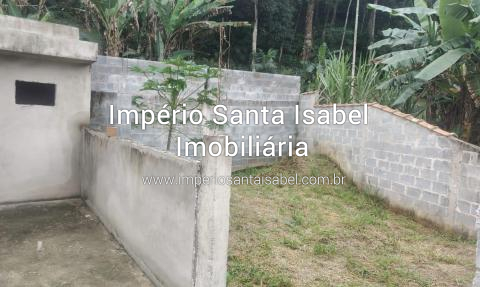 [Vende 7 casas em terreno de 5.700 m2]