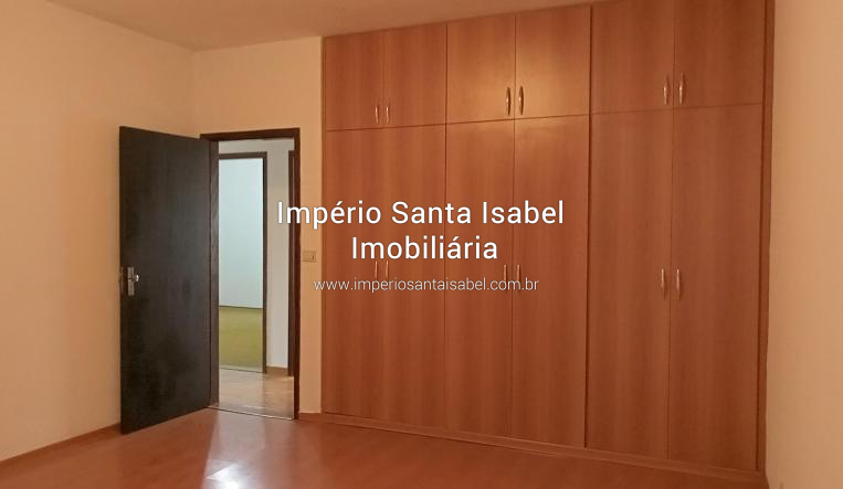 [Vende Casa 500 M2 próximo Centro de Santa Isabel - dá Financiamento bancário ]