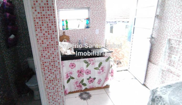 [Vende casa 130 M2 sem garagem no centro de Santa Isabel -sp]