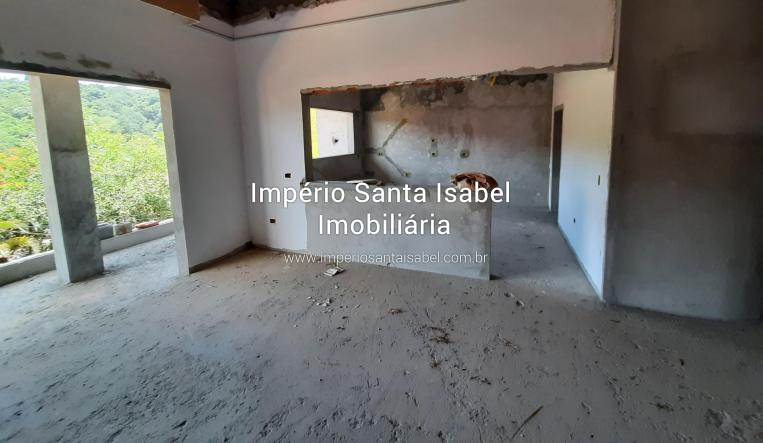 [Vende casa Semeacabada 275 m2 de terreno- AV Brasil- Santa Isabel SP- Tem escritura ]