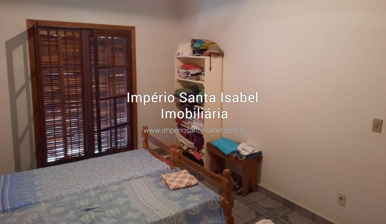 [Vende-se chácara 1900 M2  com piscina vista para represa no bairro Chácaras  Panorama em Santa Isabel-SP  ]