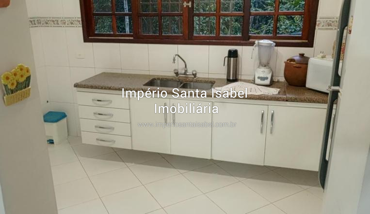 [Vende chacara 2.700 M2 com piscina próximo ao centro de Santa Isabel- REF 2244]