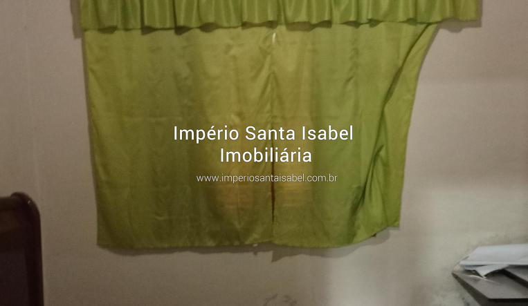 [Vende Chacara 3.100 M2 a poucos metros da Estrada Santa Isabel -Aruja ]