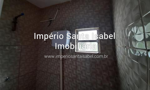 [Vende sobrado com ponto comercial  + 2 casas no  centro de Santa Isabel SP]