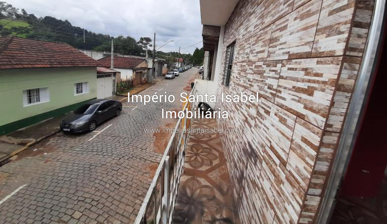 [Vende sobrado com ponto comercial  + 2 casas no  centro de Santa Isabel SP]